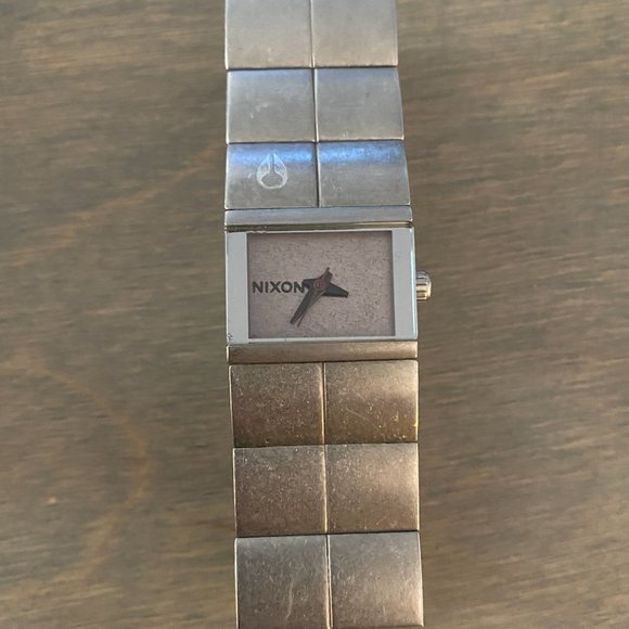 Nixon Watch - Picture 7 of 7